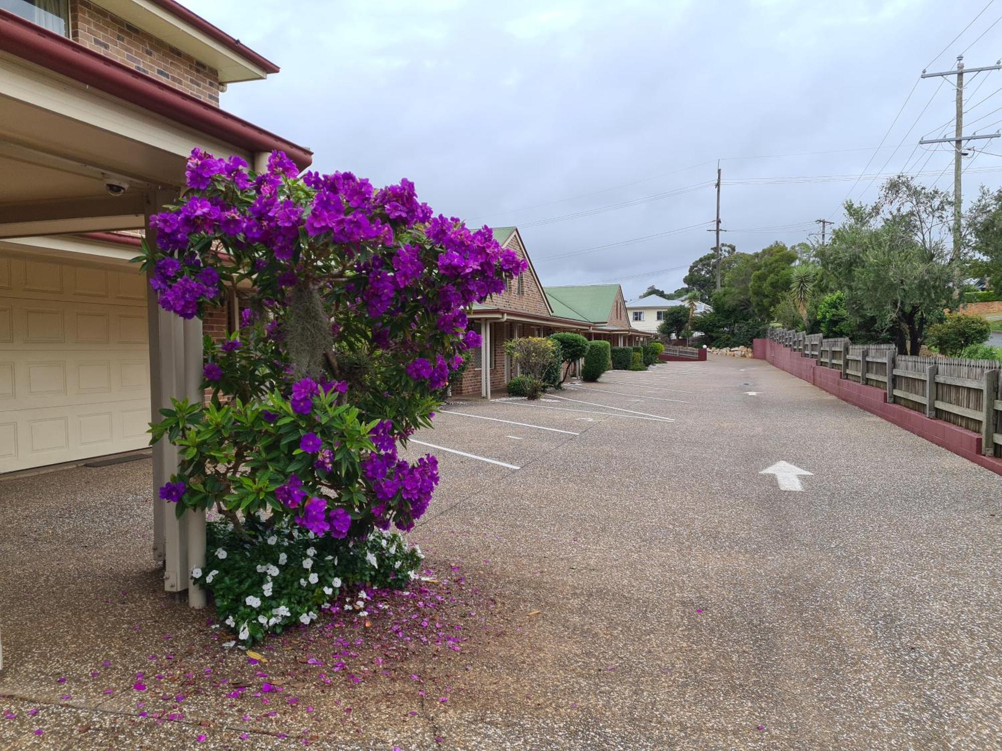 Country Gardens Motor Inn Toowoomba Dış mekan fotoğraf