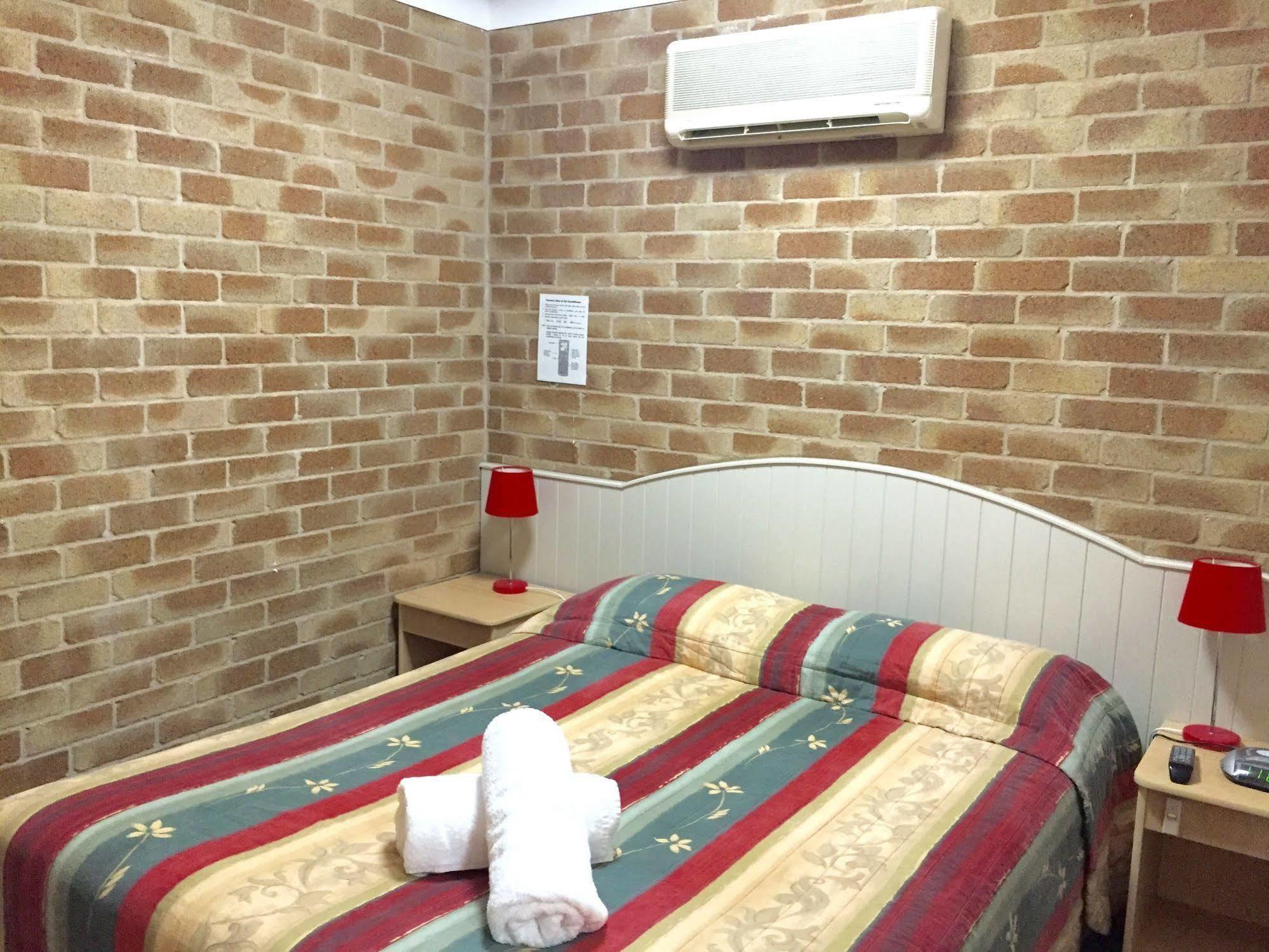 Country Gardens Motor Inn Toowoomba Dış mekan fotoğraf