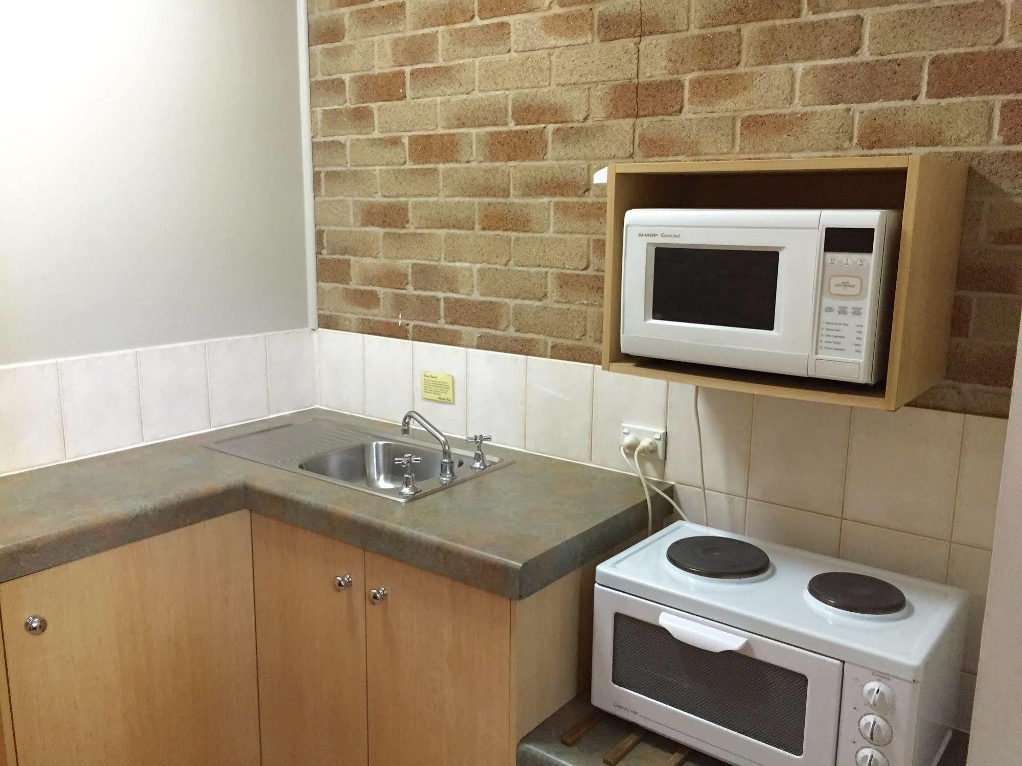 Country Gardens Motor Inn Toowoomba Dış mekan fotoğraf