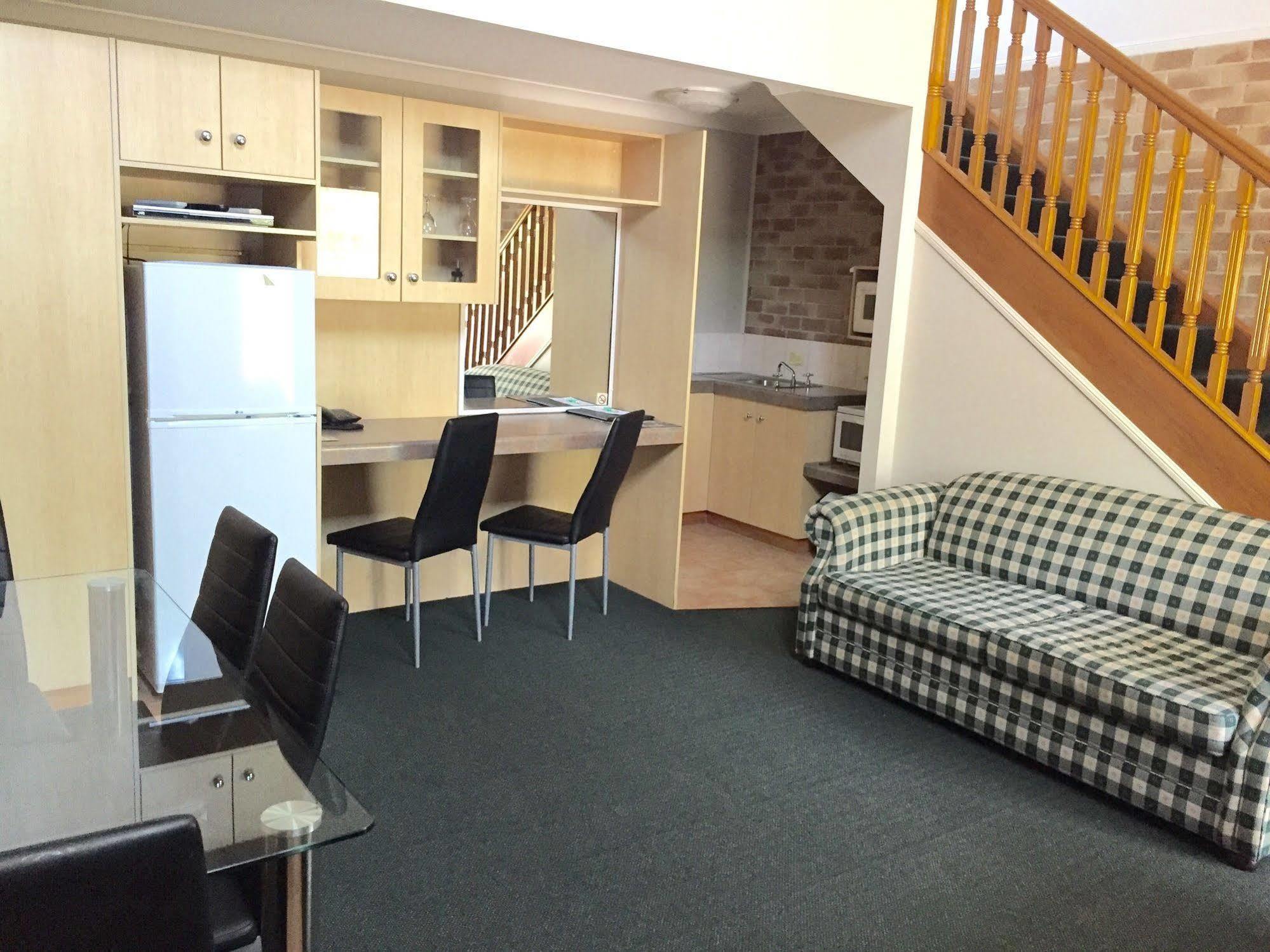 Country Gardens Motor Inn Toowoomba Dış mekan fotoğraf