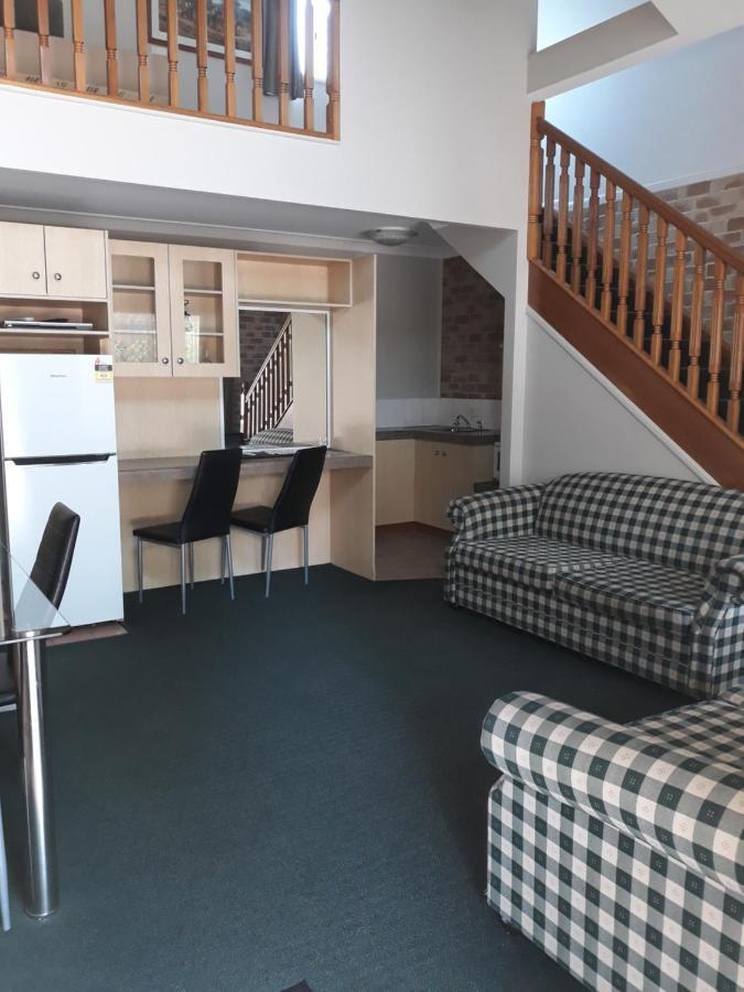 Country Gardens Motor Inn Toowoomba Dış mekan fotoğraf