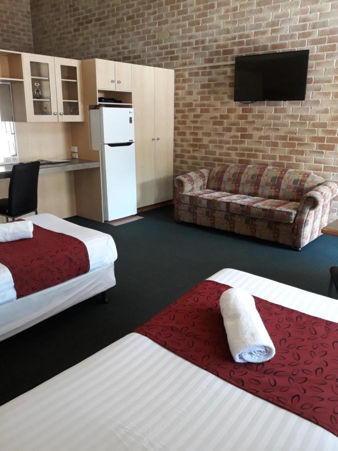 Country Gardens Motor Inn Toowoomba Dış mekan fotoğraf